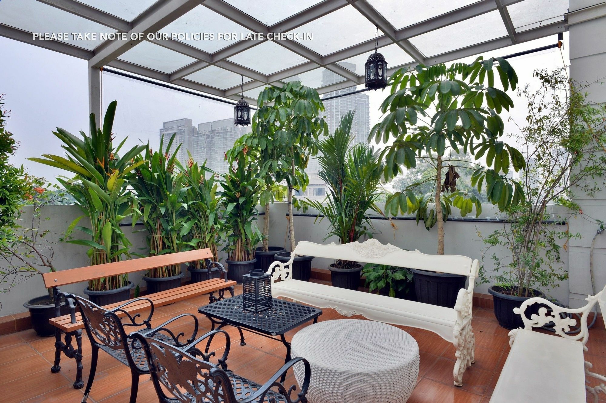 Kemang Eleven Hotel Jakarta Luaran gambar